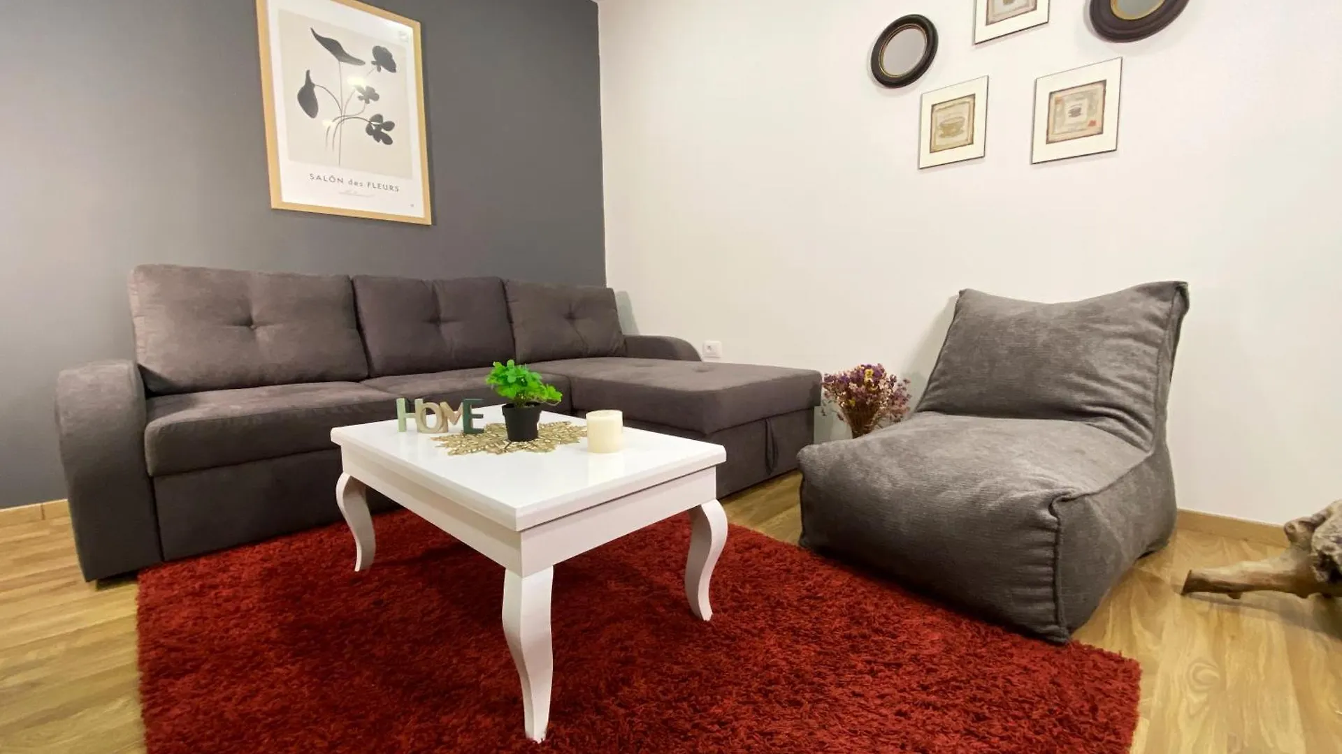 Restup Apartments In Tirana Double Room